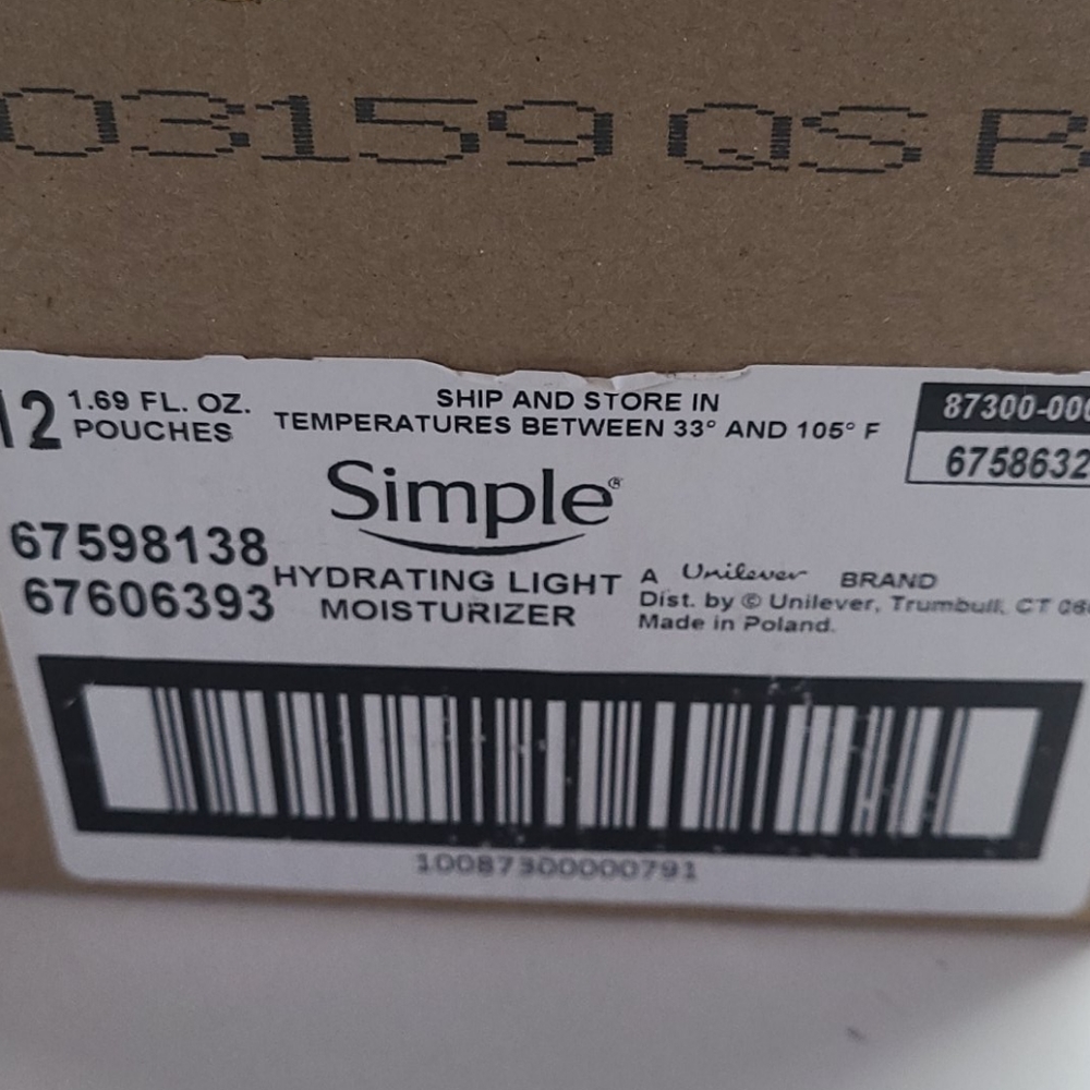 Simple 12 moisturizer lotion packets - Picture 4 of 4